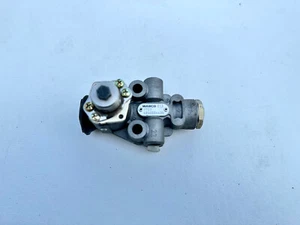 Meritor WABCO 4640024430 Chassis Height Control Valve - Bild 1 von 3