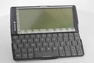 Ericsson MC218 Psion Symbian PDA - Klon Psion 5MX - klasa A (901 017 R3A) - Zdjęcie 1 z 3