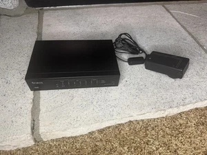 Araknis AN-300-RT-4L2W Dual WAN Gigabit VPN Router - getestet - Bild 1 von 6