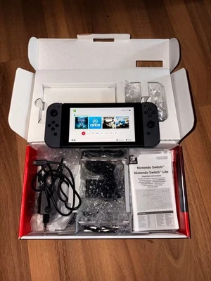Nintendo Switch Konsole mit OVP (selten benutzt) - Bild 1 von 3