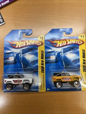 2008 HOT WHEELS NEW MODELS CUSTOM FORD BRONCO #21/40 - 2 Colors LOT OF 2 - Image 1 of 4