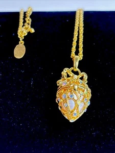 Vintage Joan Rivers Secret Of The Scroll Faberge Egg Locket Gold Tone Necklace - Picture 1 of 5