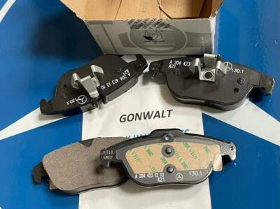 Juego de pastillas de freno y cuñas traseras originales Mercedes Benz C207 A208 E350 E550 W204 C350 Foto 1 de 3