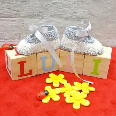 Patucos de fino punto para Bebé - HECHO A MANO - Imagen 1 de 4