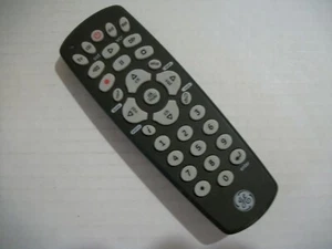 Mando a distancia universal negro General Electric P13005 WD-1232C - Imagen 1 de 2