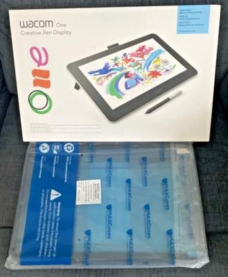 Wacom One 13.3" Creative Pen Display, Flint White #DTC133W0A +Maxcase Protector - Image 1 of 4