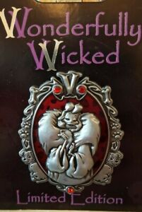 Pin 112642 Wonderfully Wicked Collection Cruella DeVil Jeweled Le 3000 Noc