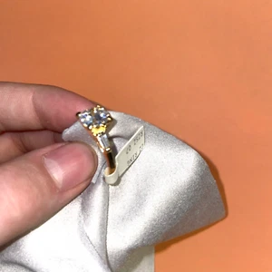 Womens 14kt triple Gold over rhodium Ring Size 7 Gorgeous - Picture 1 of 6