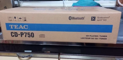 TEAC CD-P750-S CD-Player Silber AM/FM Tuner Bluetooth SD USB Wide FM Unterstü... - Bild 1 von 3