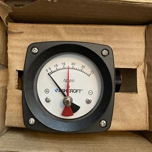 Ashcroft  Pressure Gauge   251140Fd25XEPVD30psid, 0 To 30 Psi, Pmax 3000 1/4npt - Picture 1 of 10