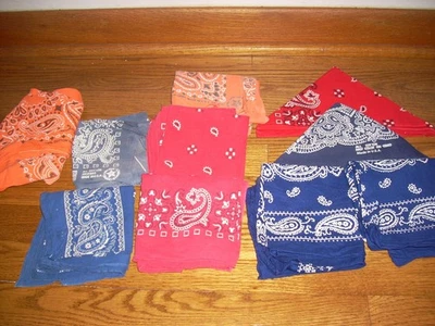 Lote de 10 pañuelos pañuelos vintage colores surtidos. Foto 1 de 4