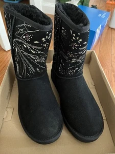 UGG CLASSIC SHORT GOLD BURST WOMEN BOOTS BLACK US 7 /UK 5 /EU 38/JP 24 - Picture 1 of 4