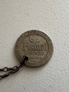 Pussycat A Go Go Casino $1.00 Gaming Token Las Vegas Nevada 1966 - Picture 1 of 3