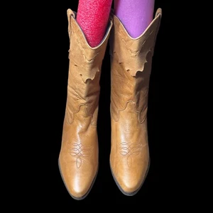 Botas vaqueras occidentales de cuero tostado suave Laredo para mujer 10 M borde festoneado EE. UU. - Imagen 1 de 8