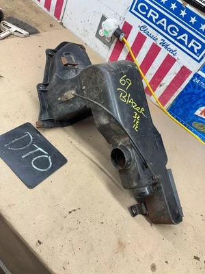 1967 1972 1971 C10 C20 K10 Chevrolet TRUCK K5 GMC BLAZER UNDERDASH HEATER BOX OE - Image 1 of 4