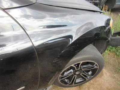 Mercedes-Benz ML 500 2006 guardabarros delantero derecho negro Foto 1 de 2