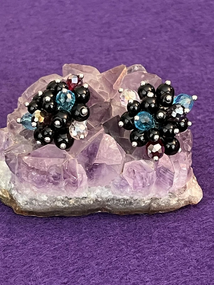 "Hermosos pendientes Joan Rivers diamantes de imitación azules y grises redondos de 1""" Foto 1 de 4