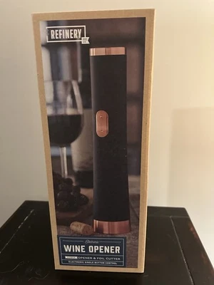 Studio Mercantile, abridor de vino eléctrico, control de un solo botón y cortador de láminas Foto 1 de 2