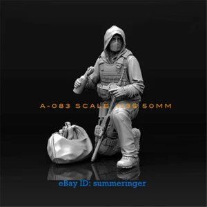 1/35 50mm Bad guy Soldier Model Kits Unpainted Unassembled Garage Kit A83 - Picture 1 of 3