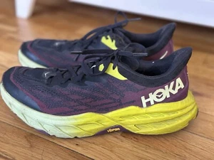 Hoka Speedgoat5 Women's Size 8 EUC Running Shoes - Picture 1 of 14