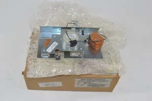 New Genuine OEM Bosch Thermador 00486956 Range Stove Oven Door Lock - Picture 1 of 3