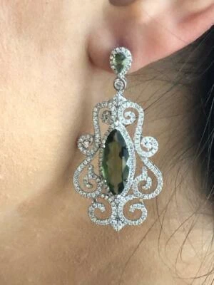 Pendientes nupciales de platino de plata de ley pavé de zafiro blanco amatista verde Foto 1 de 4