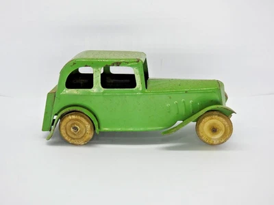 TRIANG LINES BROTHERS 1937 RARE W SERIES PRESSED STEEL COUPE No.2802 - Image 1 of 4