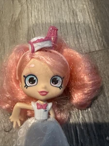 Shopkins Shoppies World Vacation USA - Pinkie Cola Doll Headband Shoes - Picture 1 of 6