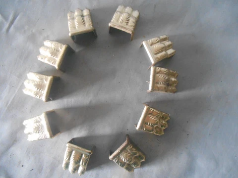 Vintage Brass Painted Metal Lion Claw Feet For Furniture VGC Lot of 10 Cover