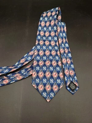 Corbata de los Yankees de Nueva York Prendas para el cuello de águila Béisbol Nueva York 100 % seda perfecta NY Foto 1 de 2