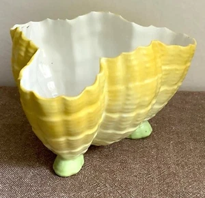 Vintage porcelain Royal Worcester shell sugar bowl - Picture 1 of 9