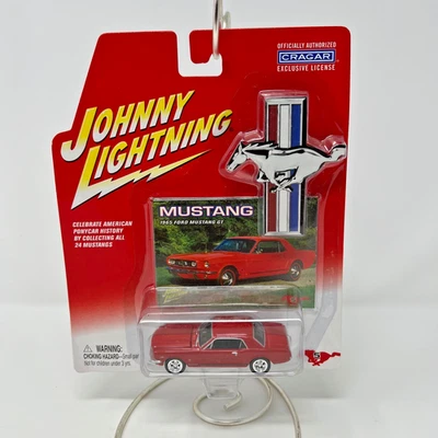 Ford Mustang GT #5 2003 Johnny Lighting Mustang 1965 rojo fundido a presión 1:64 Foto 1 de 4