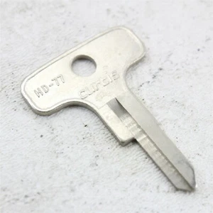 NOS VINTAGE CURTIS HONDA HD77 HD 77 HD-77 KEY BLANK - Picture 1 of 1