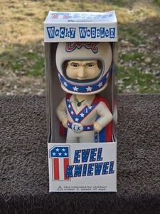 Evel Knievel 2001 Funko Wacky Wobbler In The Box EK Daredevil Bobblehead Iker - Bild 1 von 8