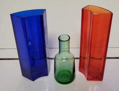 3 BOTELLAS DECORATIVAS IKEA JARRONES AZUL COBALTO VERDE LIMA Y NARANJA MANDARINA Foto 1 de 4