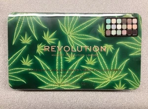 Makeup Revolution - CHILLED VIBES Forever Flawless Eyeshadow Palette (New) - Picture 1 of 2