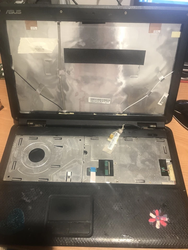 Asus K50c Scocca Più Scheda Madre Funzionante  - Immagine 1 di 1