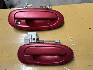 1997-2002 Ford Escort RH Front & Rear Exterior Door Handles 5422400/5426600 - Picture 1 of 2