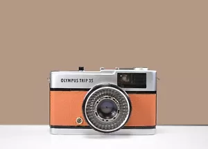 OLYMPUS TRIP 35 Film Camera w/ Zuiko 40mm f2.8 Lens Orange Leather | Serviced - Picture 1 of 5