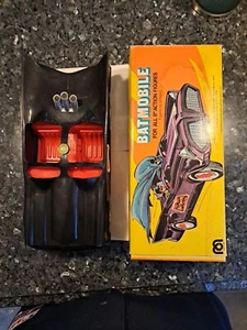 VINTAGE 1974 MEGO BATMOBILE BATMAN TOY - Picture 1 of 16