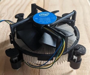 Intel E97379-003 Core i3/i5/i7 Socket 1150/1155/1156 4-Pin Connector CPU Cooler - Picture 1 of 3