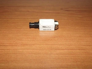 Klixon 3 AMP Circuit Breaker 7274-47-3 - Picture 1 of 2