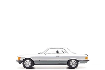 KK Scale 1:18 Mercedes-Benz 450 SLC 5.0 (C107) in Astral Silver - Image 1 of 4