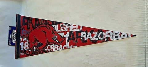 NEW Arkansas Razorbacks Premium Felt Pennant Roll It & Go! Wincraft 29"L x 12"H Cover