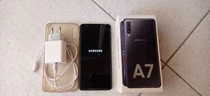 Smartfone Samsung Galaxy A7 Nero 64 GB Cellulare Telefonino - Foto 1 di 3