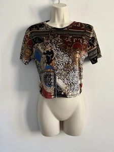 Urban Outfitters UO Velvet Print T-Shirt Crop Top Baby Tee T-shirt Size M - Picture 1 of 6