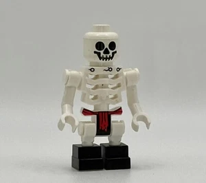 LEGO Ninjago Skeleton Minifigure with Red Loincloth - Picture 1 of 2