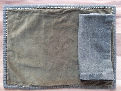 8 Crate & Barrel Green Velvet Placemats 14" x 19" & 8 Matching Napkins 20" x 20" - Image 1 of 4