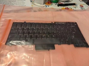 Genuine Dell Latitude E6400 E6410 E6500 E6510 Keyboard UK717 - Picture 1 of 3