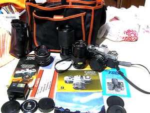 Cámara fotográfica Canon AV-1 vintage 35 mm 4 lentes, manuales, bolsa de cámara y accesorios - Imagen 1 de 11